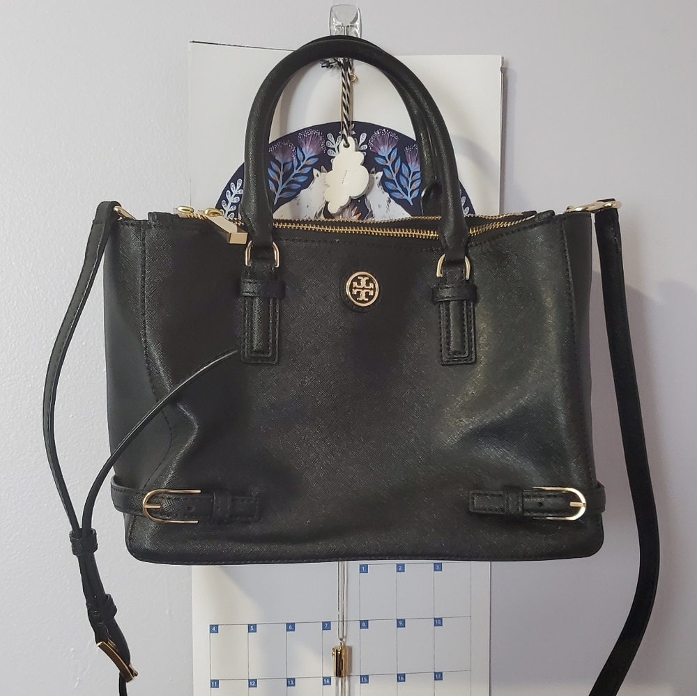 Tory Burch Small Robinson Saffiano Tote